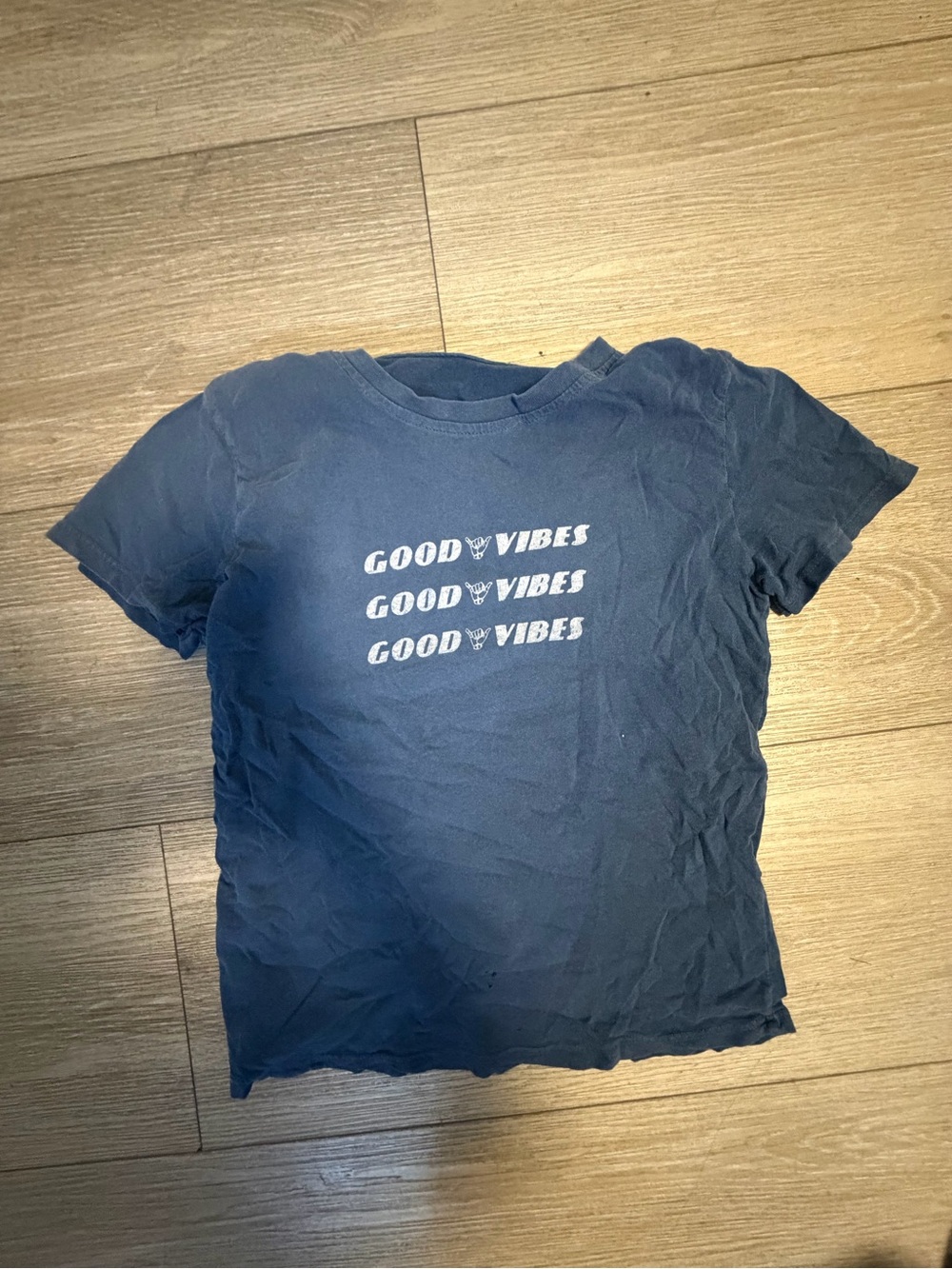 Good Vibes Navy brandy Melville TβShirt